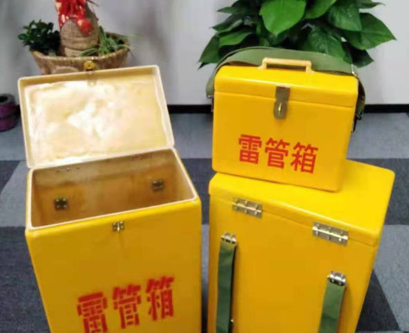 诏安玻璃钢雷管箱有哪些特点