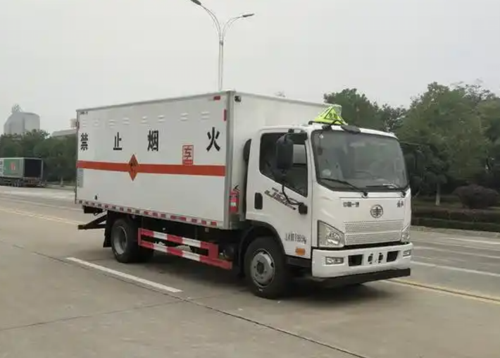 诏安爆破器材运输车可以上高速吗？